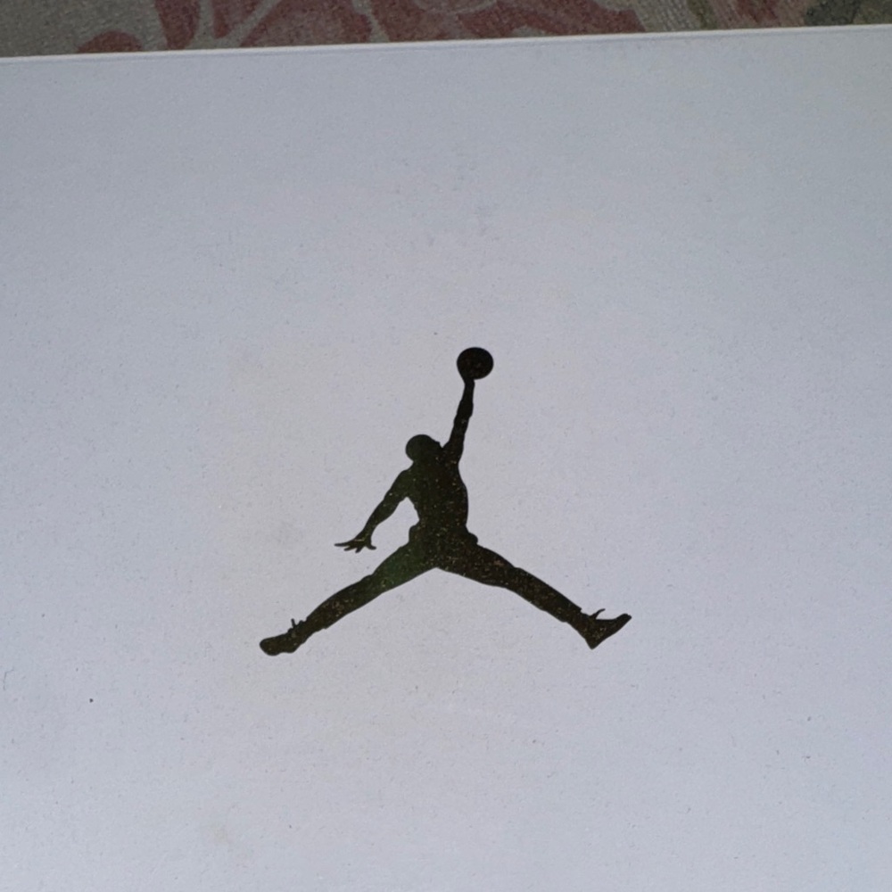 Nike Women's Air Jordan 1 Low Panda - Picture 8 of 8
